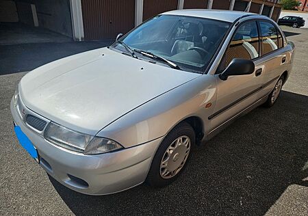 Mitsubishi Carisma 1.6 GLX Klima GLX