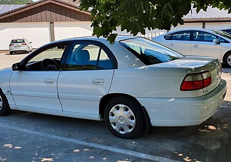 Opel Omega 2.6 V6 Design Edition Design Edition