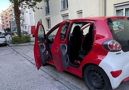 Toyota Aygo (X) Aygo (X) 1,0 -