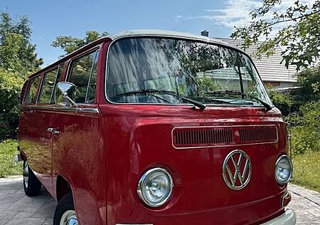 VW T2 Volkswagen T2a Deluxe Vollrestauration