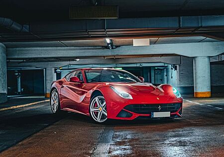 Ferrari F12 Service Neu 1 Year Power Garantie