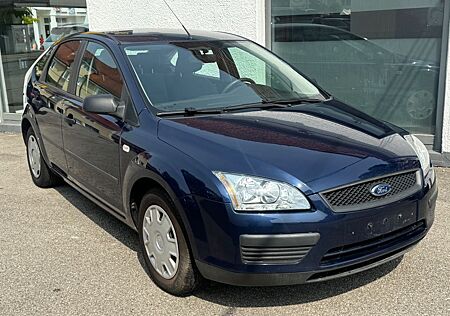 Ford Focus Lim. Trend!TÜV NEU ! KLIMA ! AUTOMATIK!