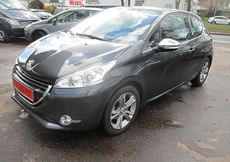 Peugeot 208 Allure