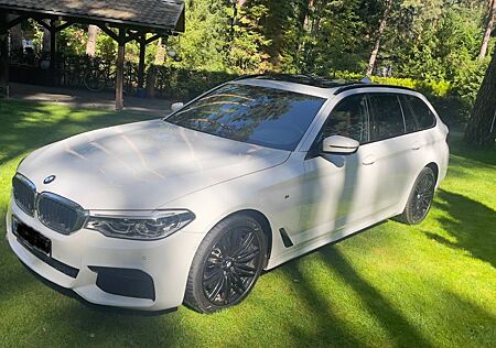 BMW 540i xDrive Touring, M Sportpaket, Vollasustatt.