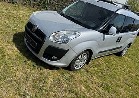 Fiat Doblo 2.0 16V kleiner Camper mit Markise und sol