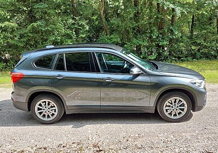 BMW X1 xDrive2,0