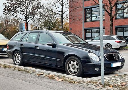 Mercedes-Benz E 200 KOMPRESSOR T CLASSIC Classic