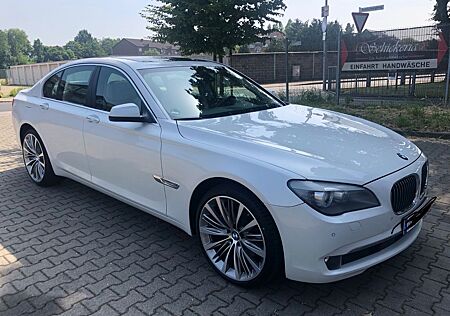 BMW 740d Perlmutt 21 Zoll