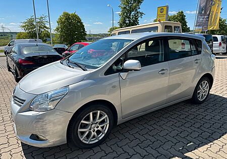 Toyota Verso 1.8 Automatik Tempo. Klimaaut. AHK 7.Sitze
