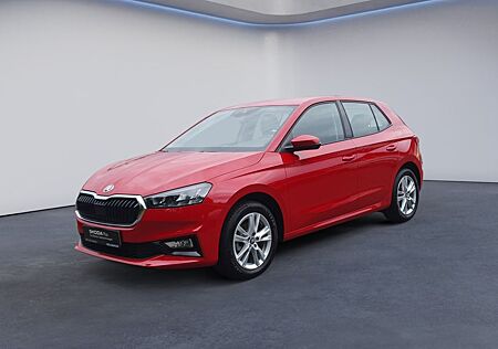 Skoda Fabia Selection 1.5 TSI DSG LED+RearView+Digital