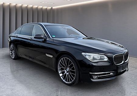 BMW 760 V12 Li*FOND ENT*LED*HUD*KLIMASITZE*ASSIST*