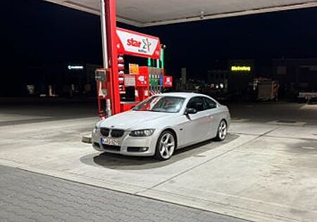 BMW 325i Coupé -