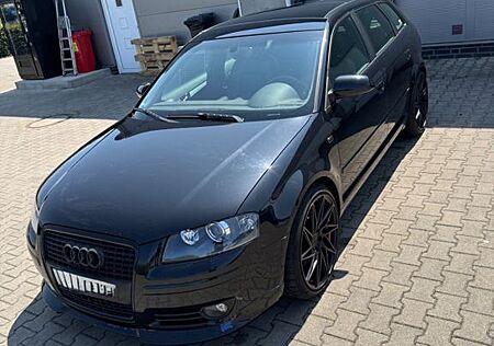 Audi A3 2.0 TFSI quattro S line Sport. Sportback ...