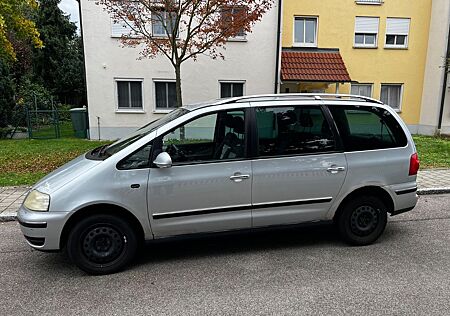 VW Sharan Volkswagen 2.0TDI (DPF) Freestyle Freestyle