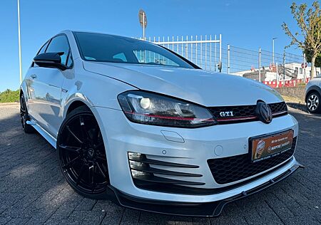 VW Golf Volkswagen VII Lim. GTI APR-Carbon Lenkrad-Xenon-PDC