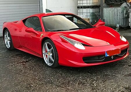 Ferrari 458 Italia -