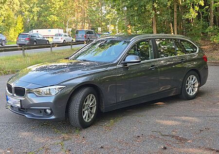 BMW 320d Touring Advantage - LED - Business Paket