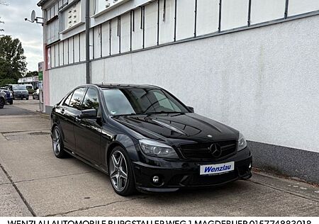 Mercedes-Benz C 63 AMG LIMOUSINE 6.3 V8 SAUGER TÜV NEU