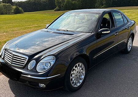 Mercedes-Benz E 200 Top Zustand - KOMPRESSOR ELEGANCE Eleganc