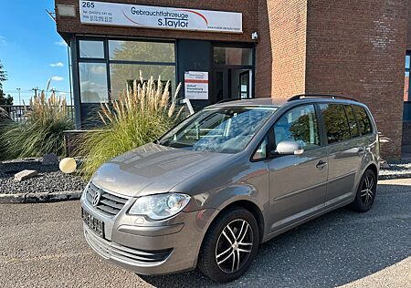 VW Touran Volkswagen United