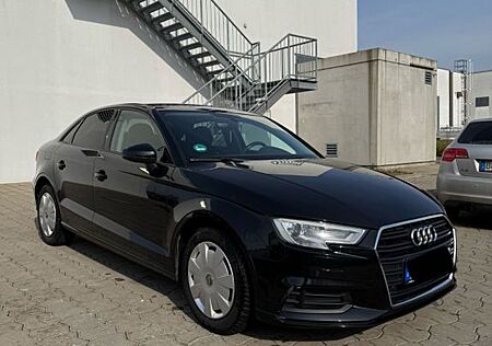 Audi A3 1.6 TDI Euro 6 Limousine