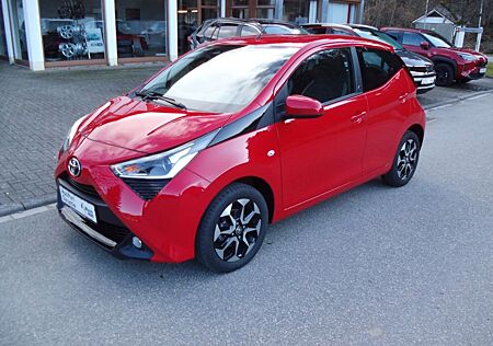 Toyota Aygo (X) Aygo -play Team D