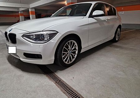 BMW 116d EfficientDynamics Edit. Urban Line Urba...