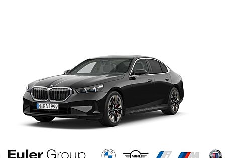 BMW 520 i Limousine Sportpaket HUD Navi Digitales Co