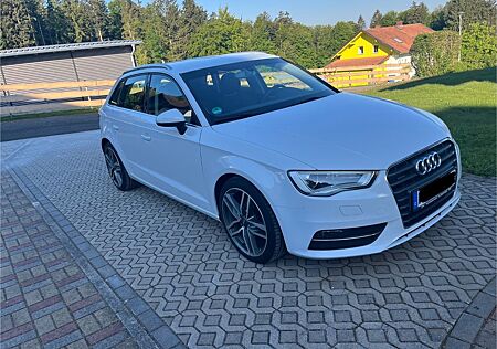 Audi A3 2.0 TDI quattro Ambiente Sportback Ambiente