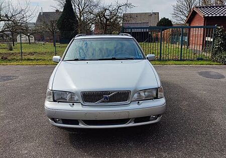 Volvo V70 1. Generation | TÜV neu!