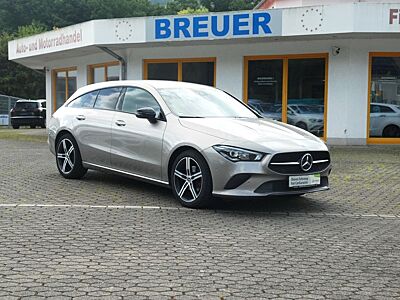 Mercedes-Benz CLA 180 Shooting Brake CLA 180 Automatitk Navi L