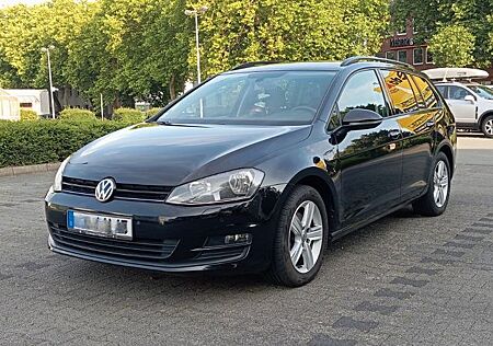 VW Golf Volkswagen 1.2 TSI BMT Comfortline Variant Comfortline