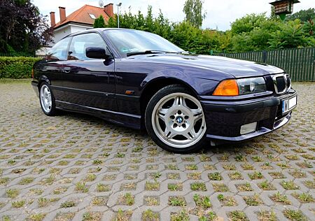 BMW 328i Coupe