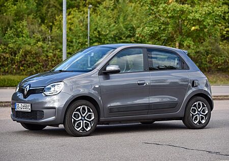 Renault Twingo 22KWh Super Zusand Service TÜV neu