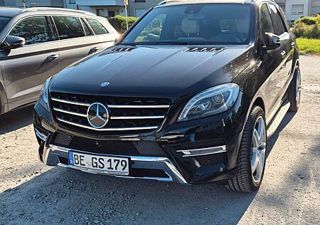 Mercedes-Benz ML 350 AMG DESIGNO BlueTEC 4MATIC -