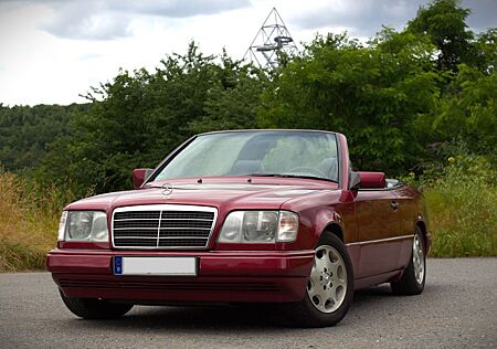 Mercedes-Benz E 200 W124 Cabriolet