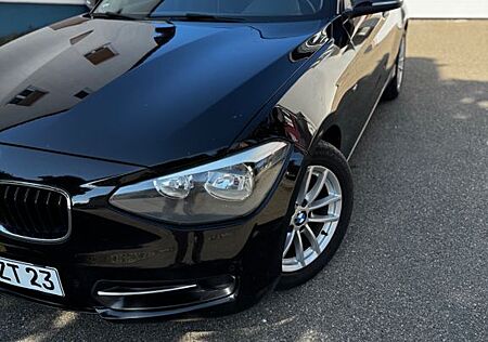 BMW 114i Sport Line Sport Line TÜV Neu