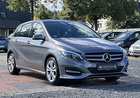 Mercedes-Benz B 180 1HD*65tkm*8Fach*LED*SHZ*Garagenwagen*TÜV*