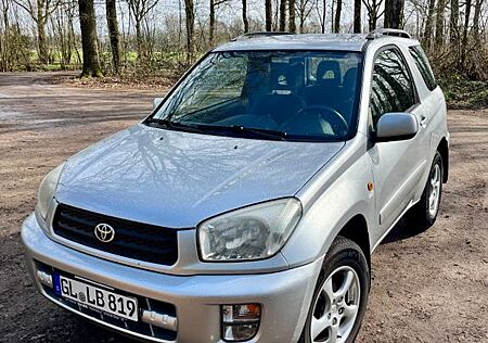 Toyota RAV 4 1.8 4x2 3-Türer | 177.500 km | fahrbereit