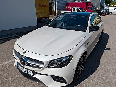 Mercedes-Benz E 63 S  AMG  4-MATIC