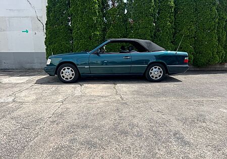 Mercedes-Benz 320 E