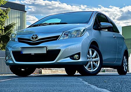 Toyota Yaris Cool Klima Alu Multi Radio CD eFenster ZV