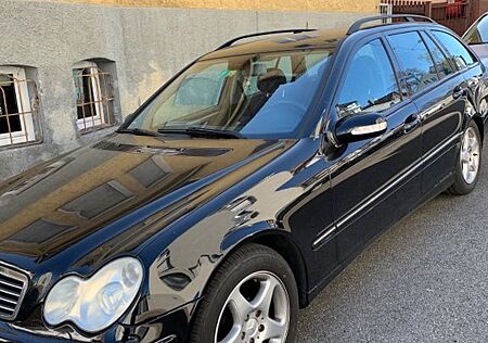 Mercedes-Benz C 180 KOMPRESSOR T AVANTGARDE Avantgarde