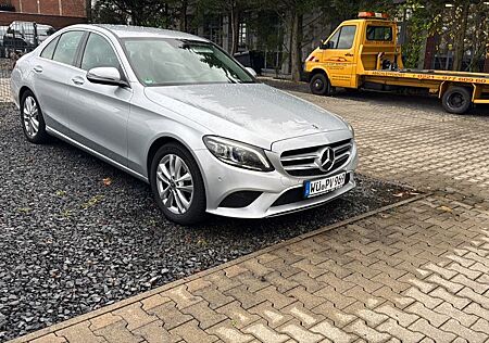 Mercedes-Benz C 180 Autom. -
