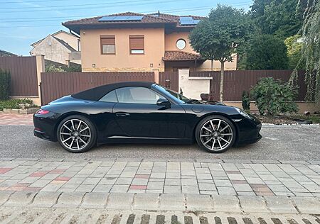 Porsche 911 Urmodell 911 991.2 Carrera Cabriolet