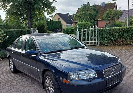 Volvo S80 T6 - sehr gut erhalten - €4.000