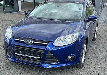 Ford Focus Turnier Sync Edition