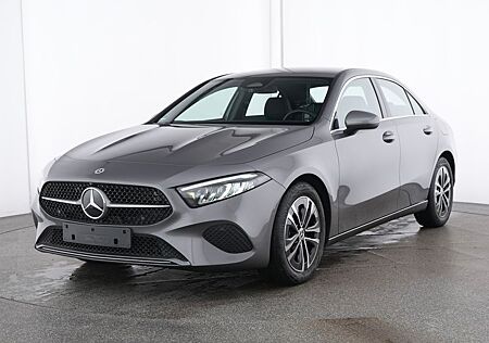 Mercedes-Benz A 180 Limousine Progressive Line Advanced