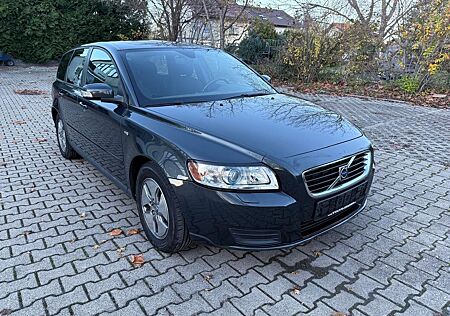 Volvo V50 Kombi 1.6 D Drive Kinetic/Neu Tüv