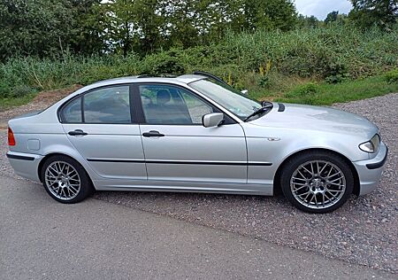 BMW 318i -